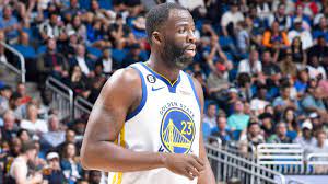 Draymond Green multado por insultar a jugadores